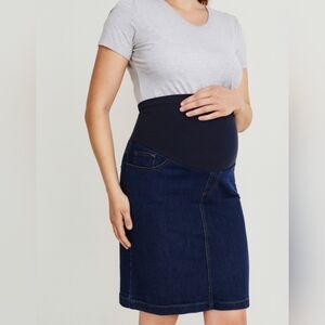 Womens Thyme Maternity Jean Denim Skirt. Size Medium